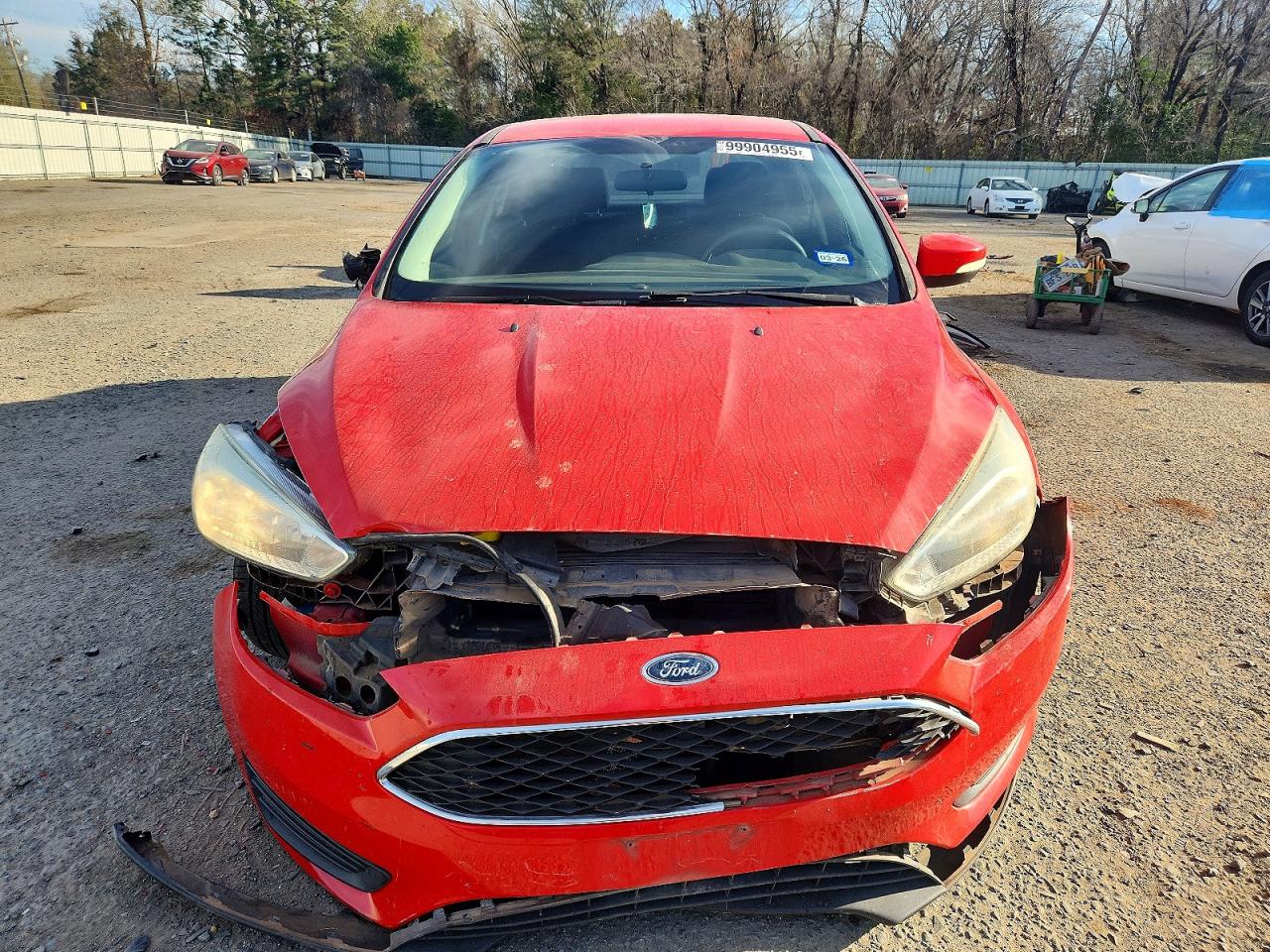 2017 FORD FOCUS SE photo 5