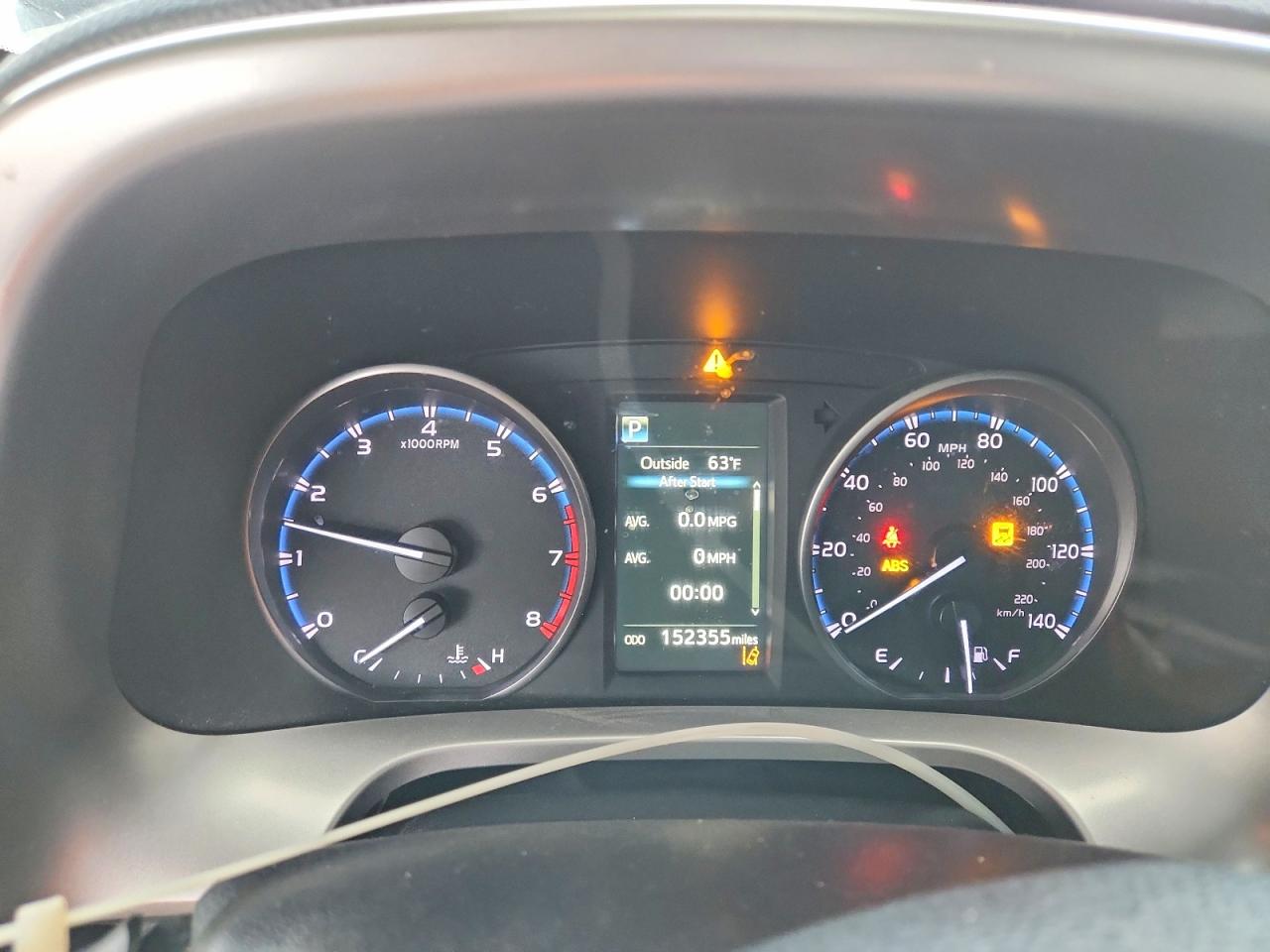 2018 TOYOTA RAV4 LE photo 9