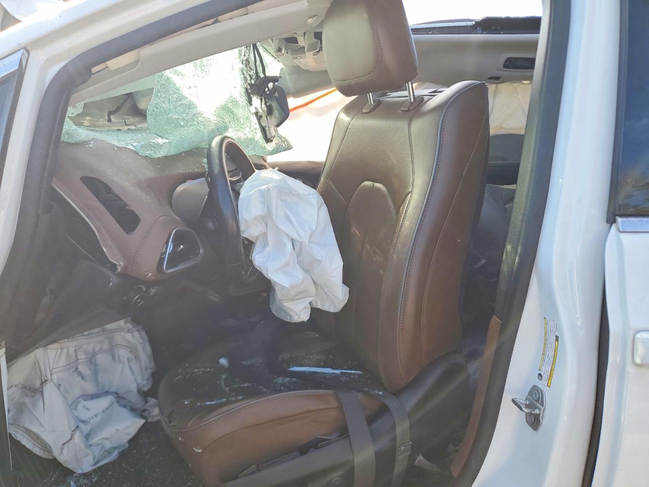 2019 CHRYSLER PACIFICA LIMITED photo 7