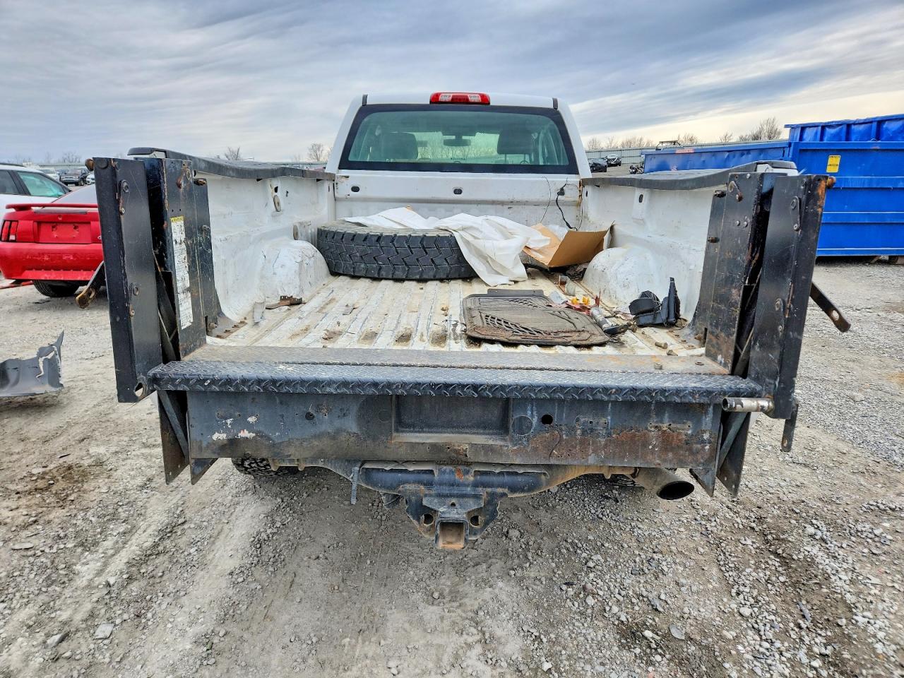 2015 CHEVROLET SILVERADO C2500 HEAVY DUTY photo 6