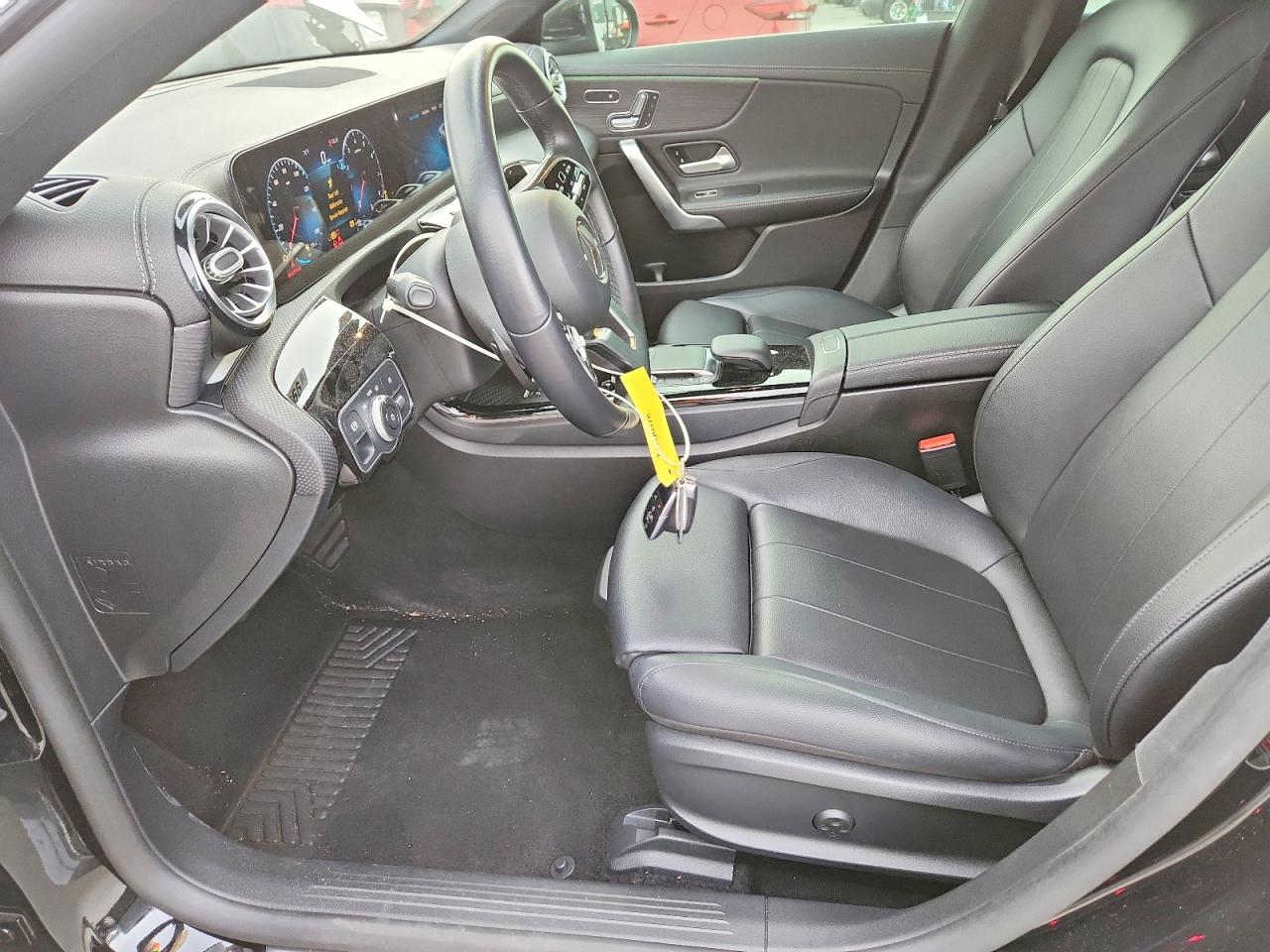 2021 MERCEDES-BENZ CLA 250 photo 13