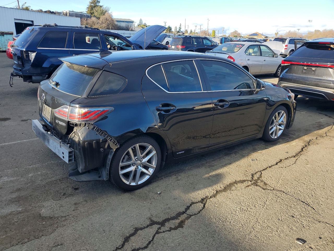 2015 LEXUS CT 200 photo 3