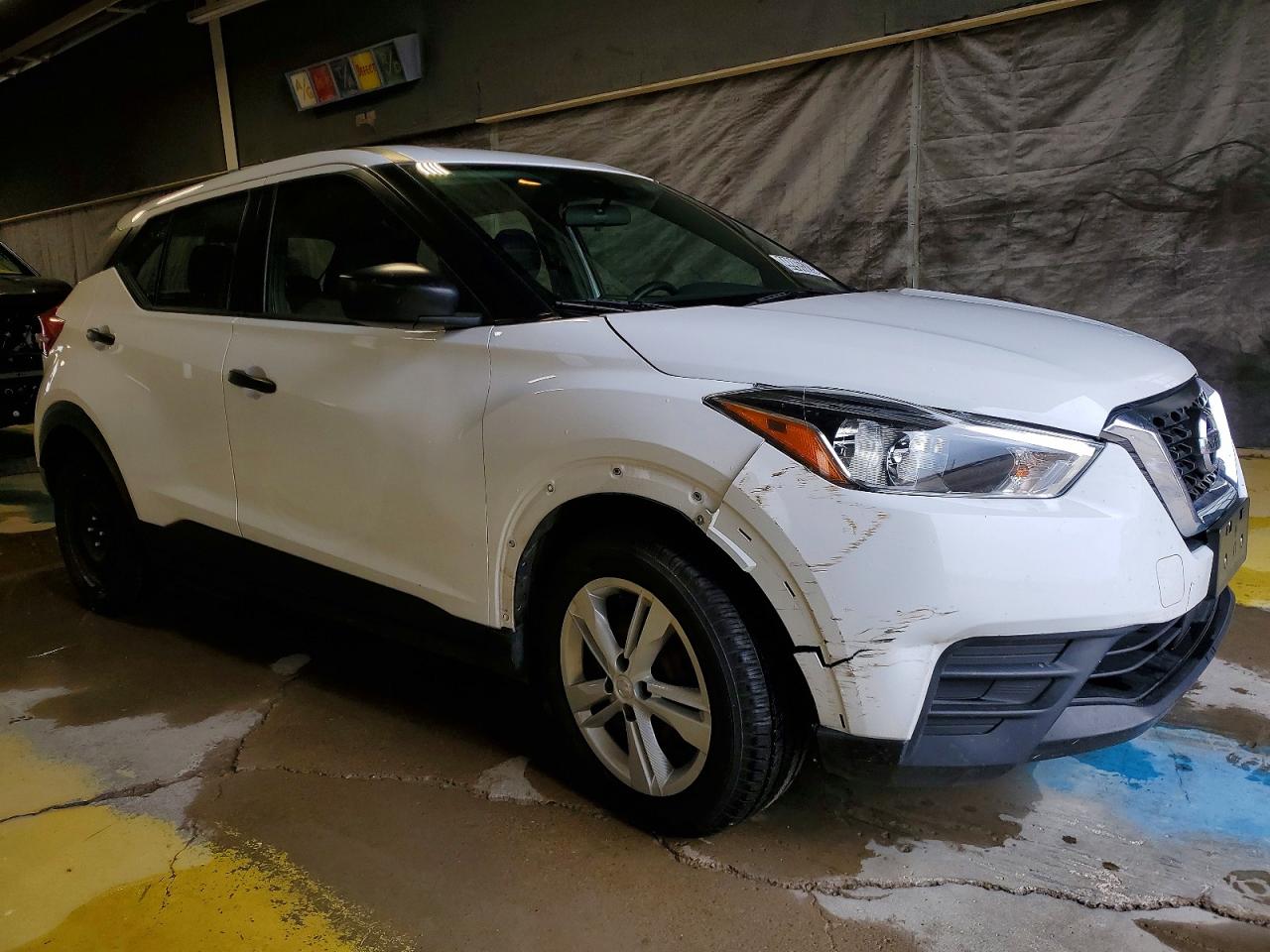 2020 NISSAN KICKS S photo 4