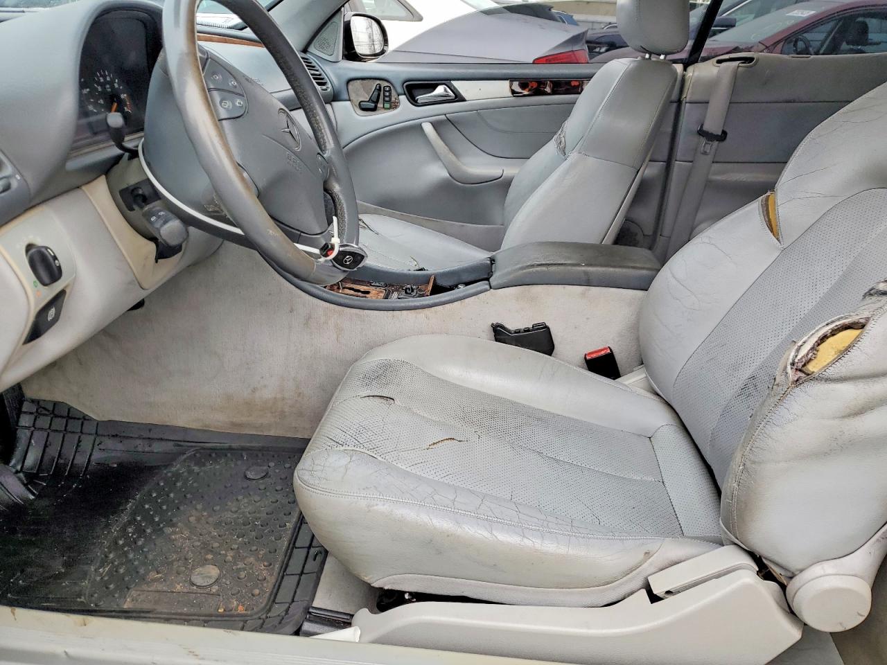 2000 MERCEDES-BENZ CLK 320 photo 13