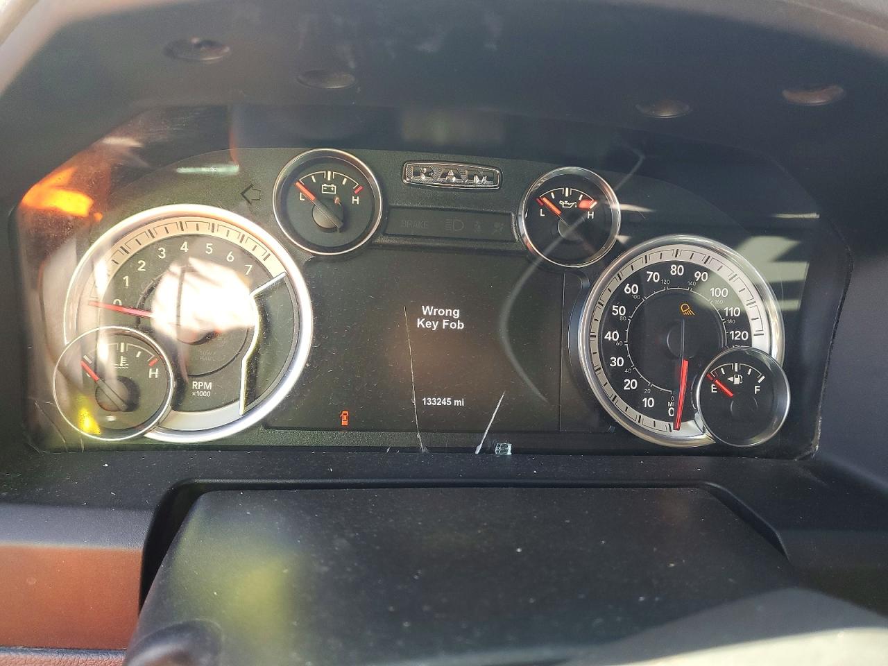 2018 RAM 1500 SLT photo 9