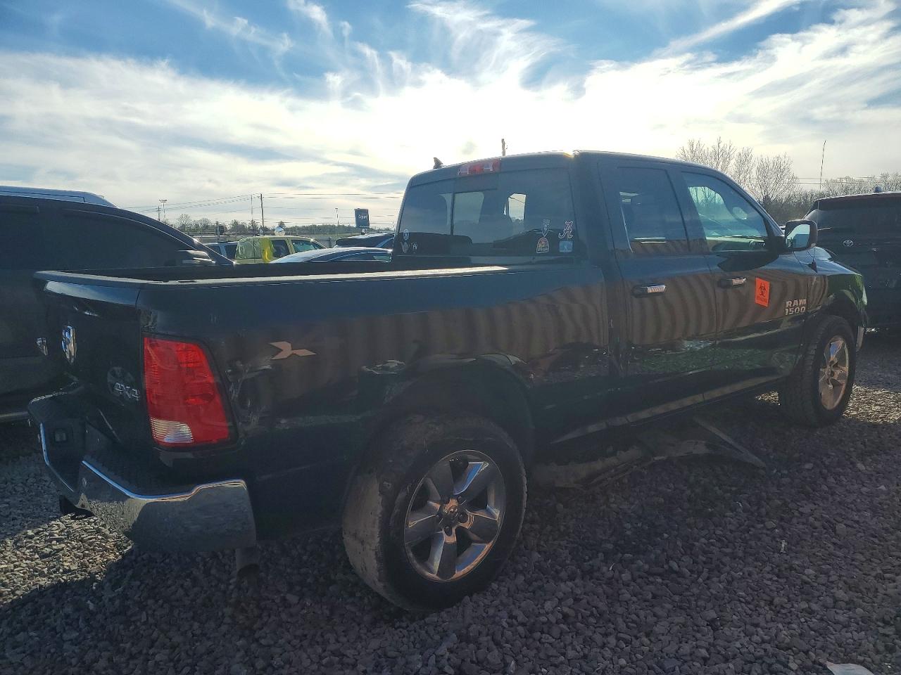 2018 RAM 1500 SLT photo 3