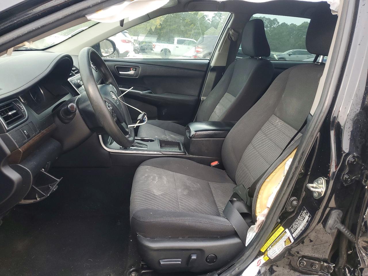 2017 TOYOTA CAMRY photo 7