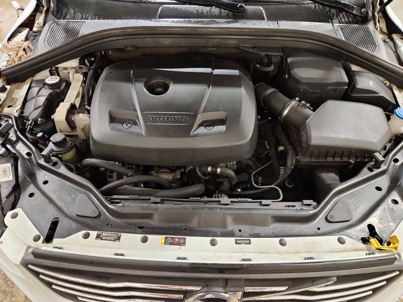 2015 VOLVO XC60 T5 photo 12