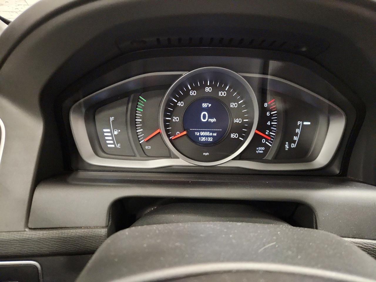 2015 VOLVO XC60 T5 photo 9