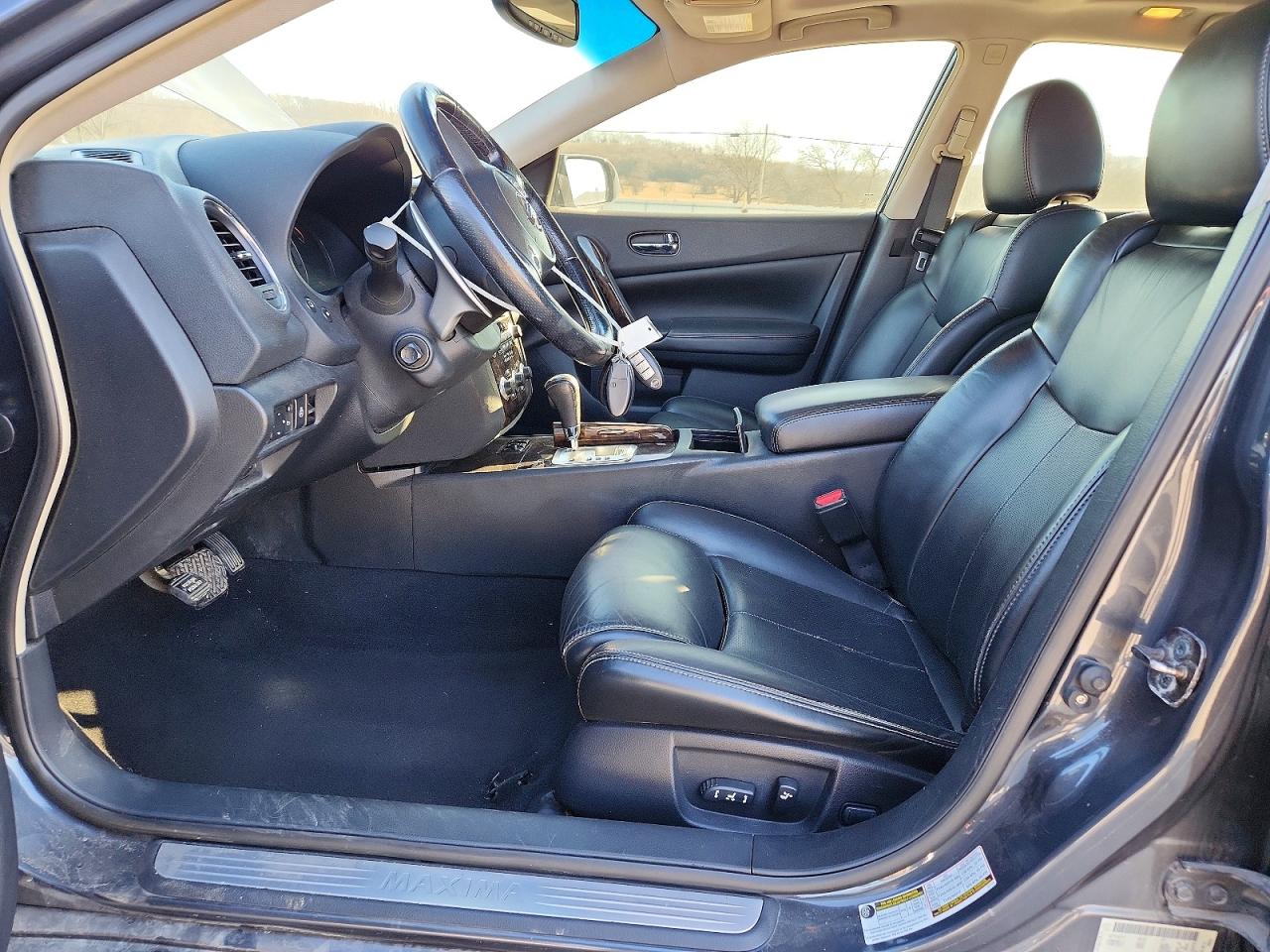 2010 NISSAN MAXIMA S photo 7