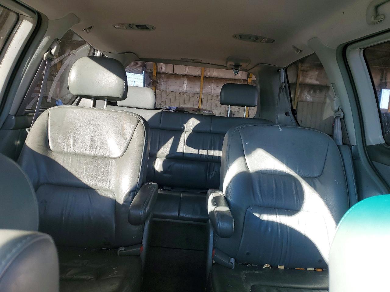 2004 HONDA ODYSSEY EXL photo 10