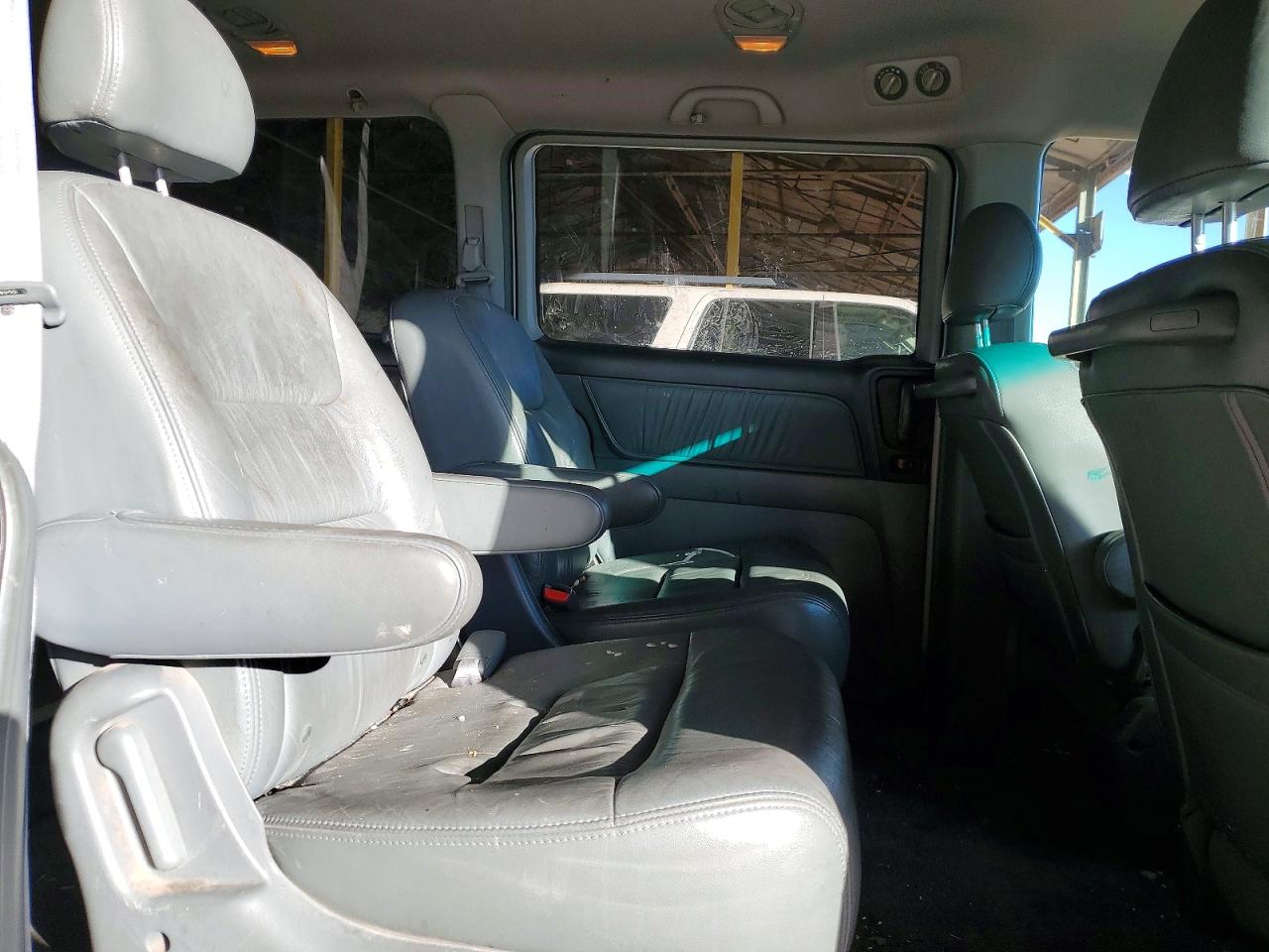 2004 HONDA ODYSSEY EXL photo 11