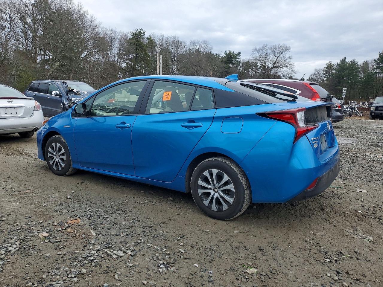 2019 TOYOTA PRIUS photo 2