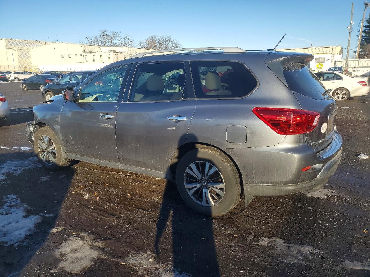 2017 NISSAN PATHFINDER S photo 2