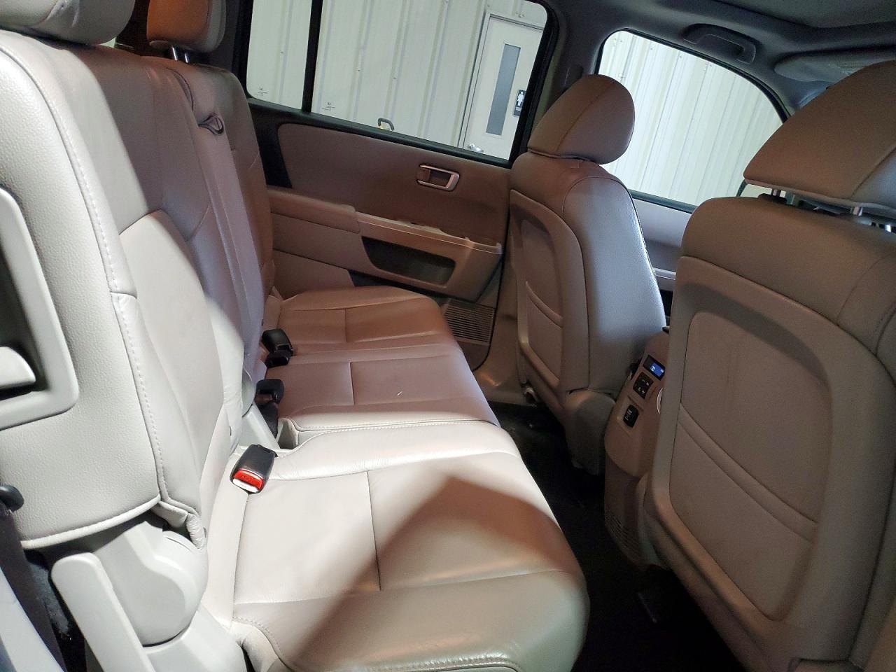 2012 HONDA PILOT EXL photo 11