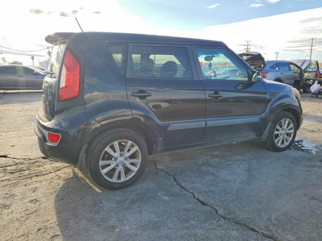 2013 KIA SOUL + photo 5