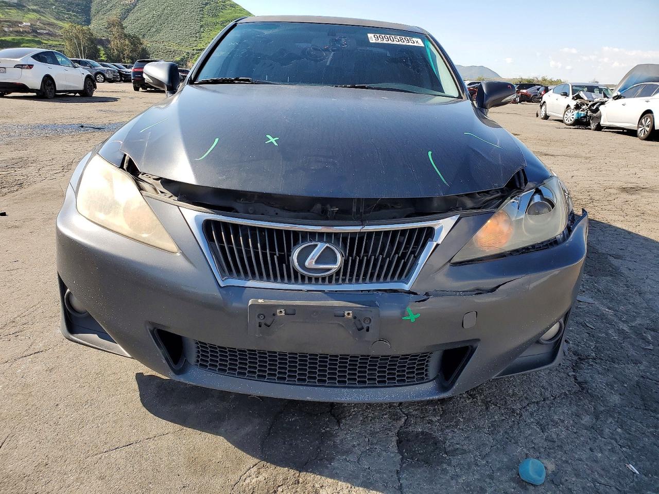 2011 LEXUS IS 250 photo 9