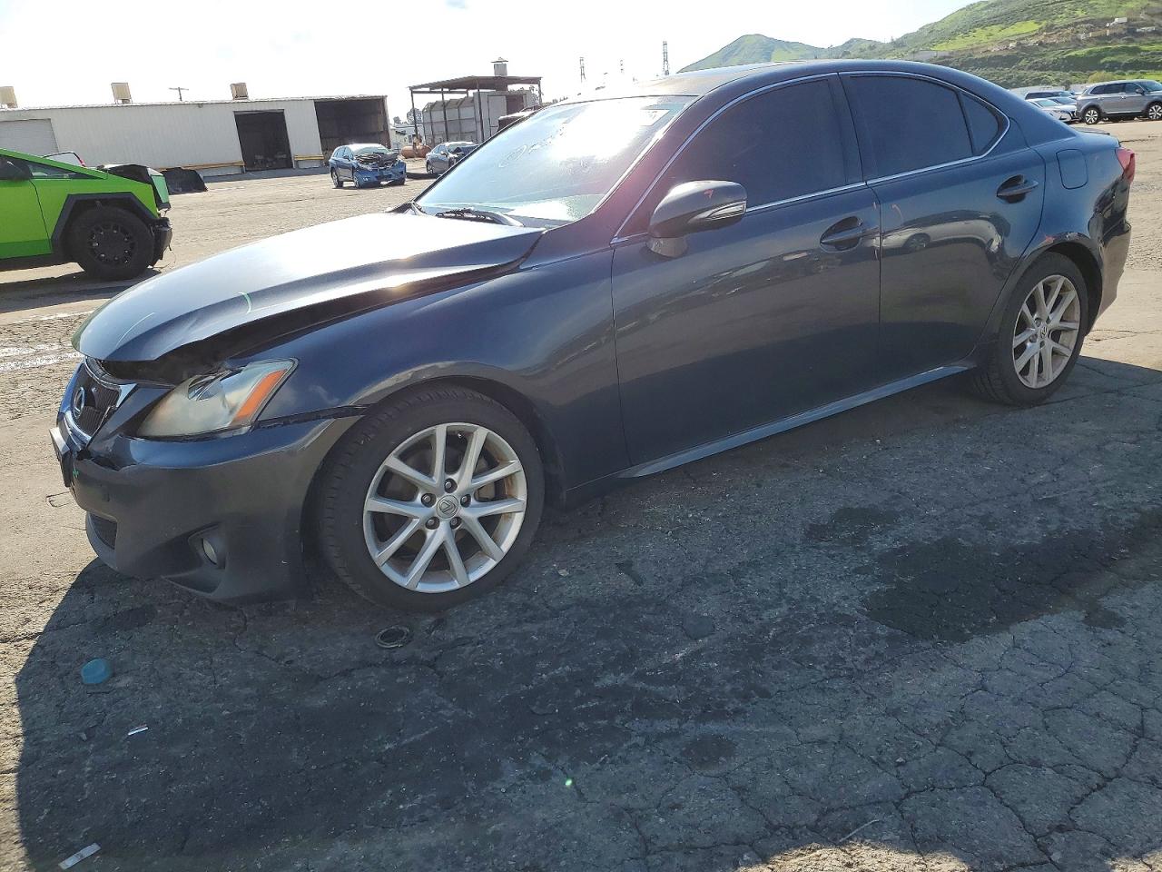 2011 LEXUS IS