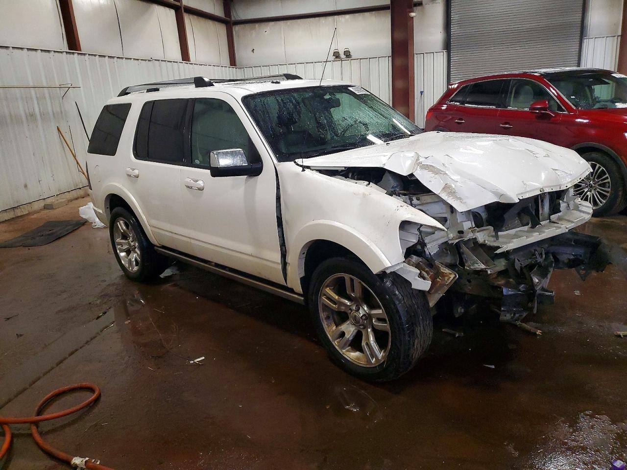 2010 FORD EXPLORER LIMITED photo 4