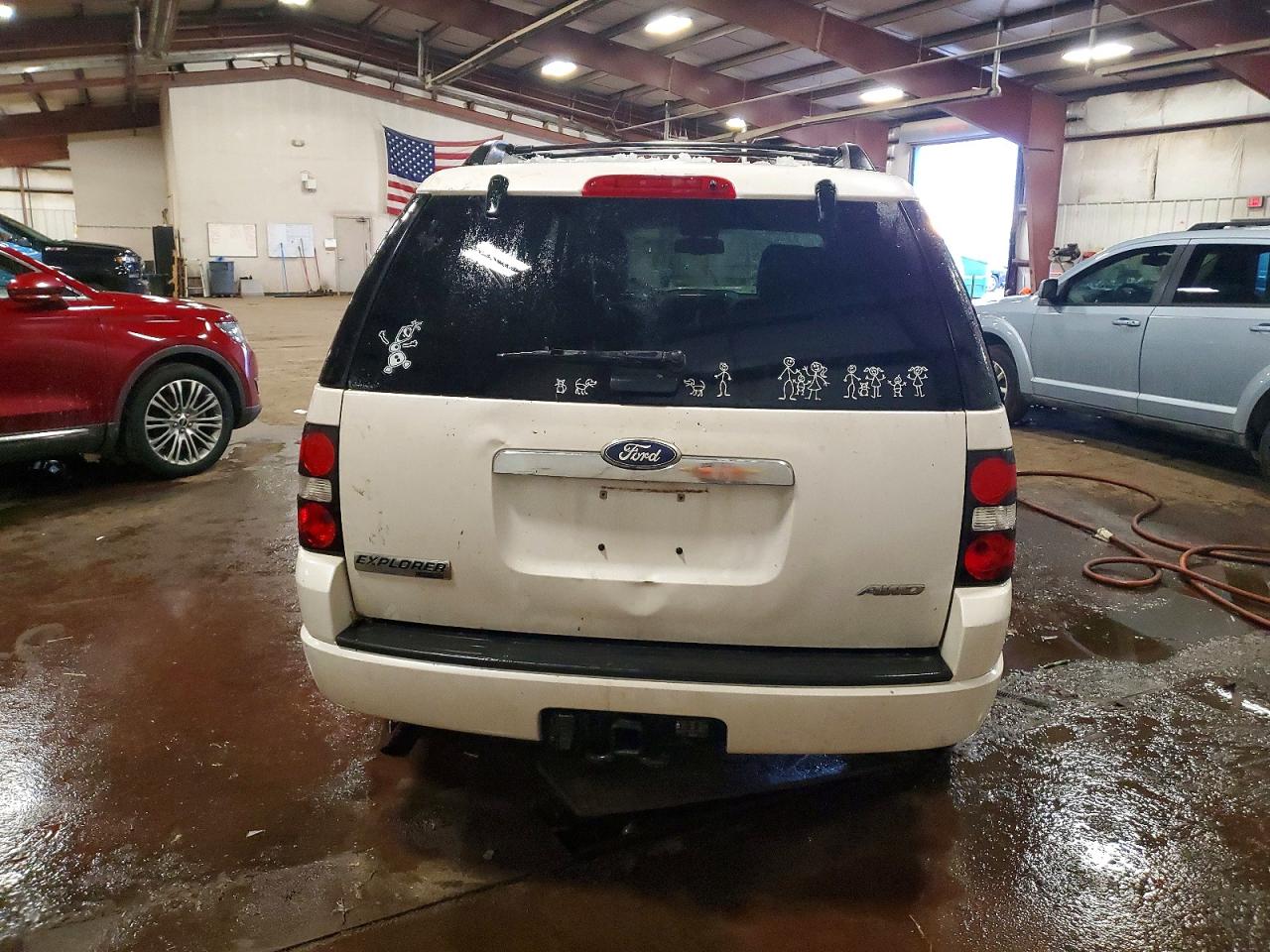 2010 FORD EXPLORER LIMITED photo 6