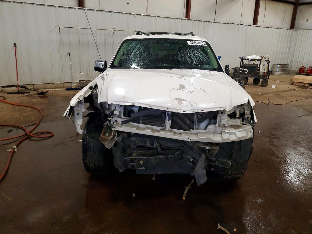 2010 FORD EXPLORER LIMITED photo 5
