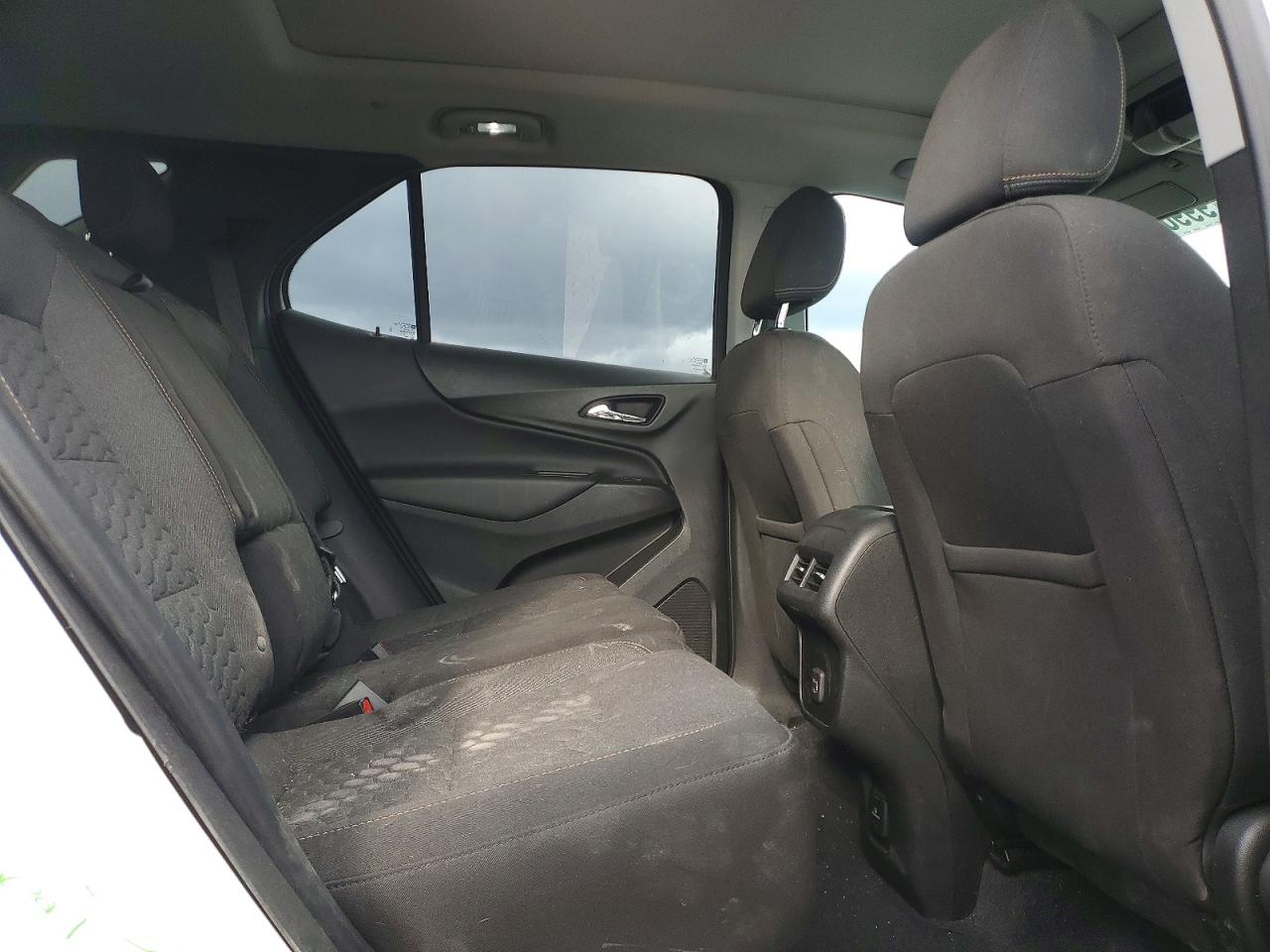 2020 CHEVROLET EQUINOX LT photo 11