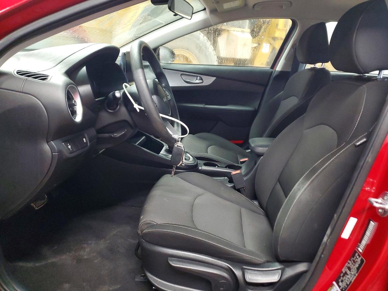 2024 KIA FORTE LX photo 7