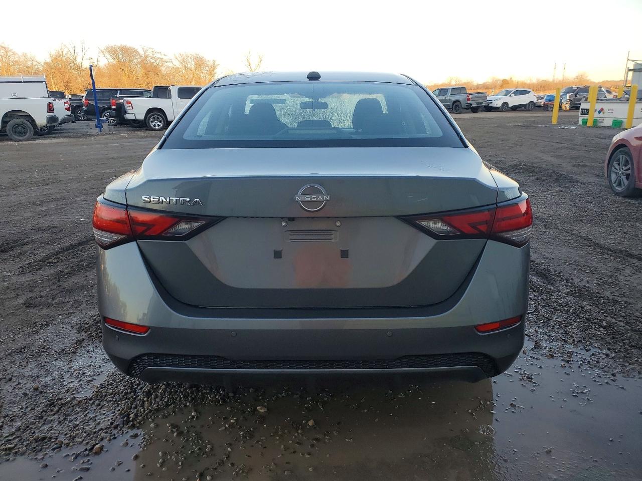 2025 NISSAN SENTRA SV photo 6