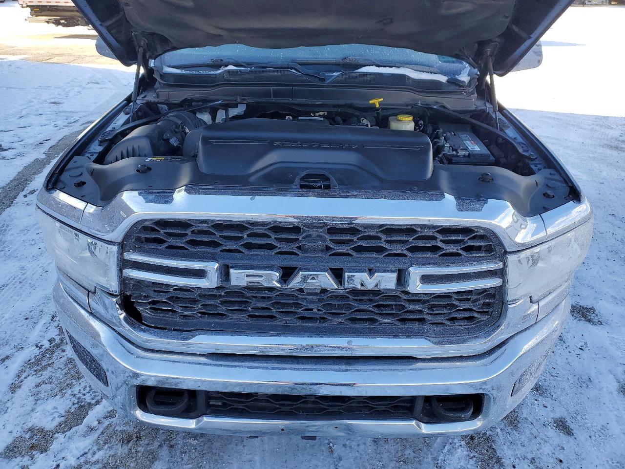 2022 RAM 3500 TRUCK CAB AND CHASSIS photo 12