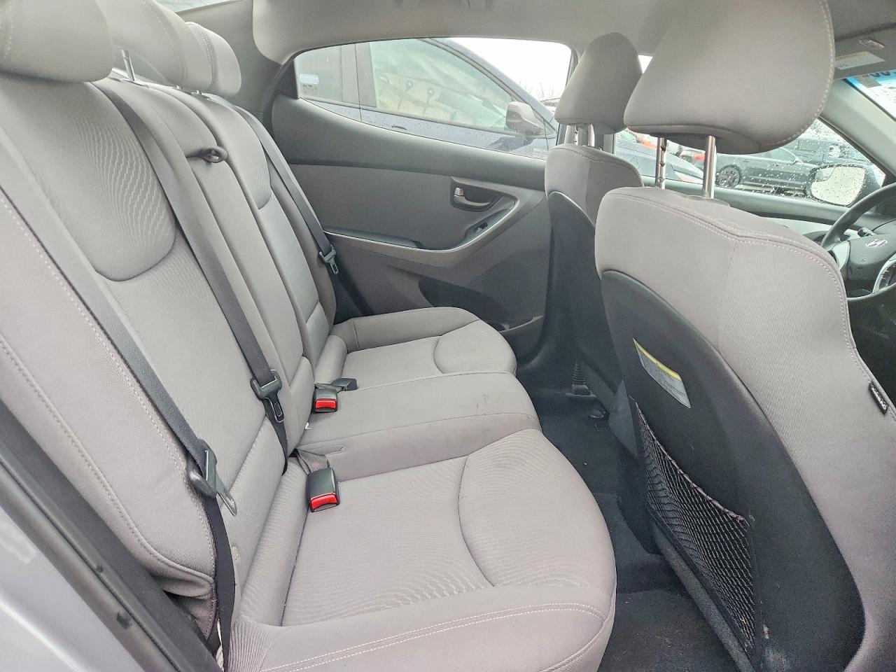 2015 HYUNDAI ELANTRA SE photo 10