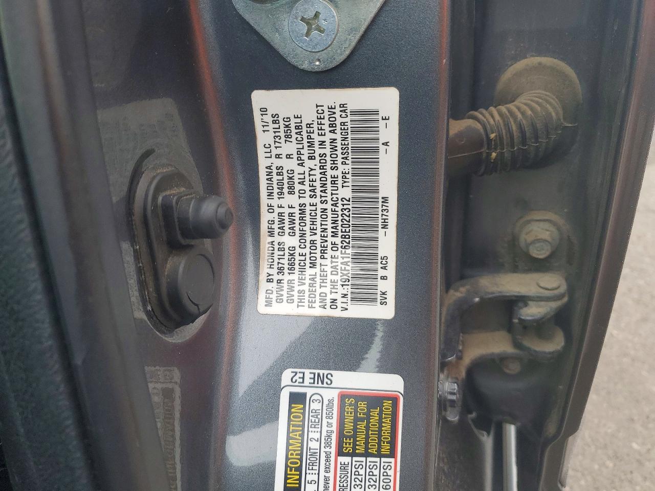 2011 HONDA CIVIC LX-S photo 13