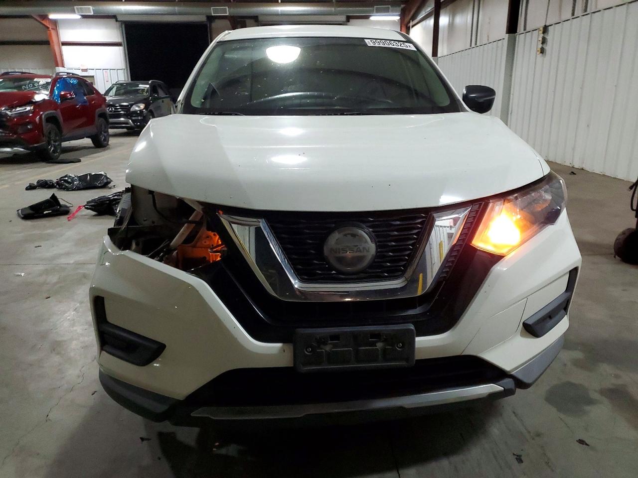 2018 NISSAN ROGUE S photo 5