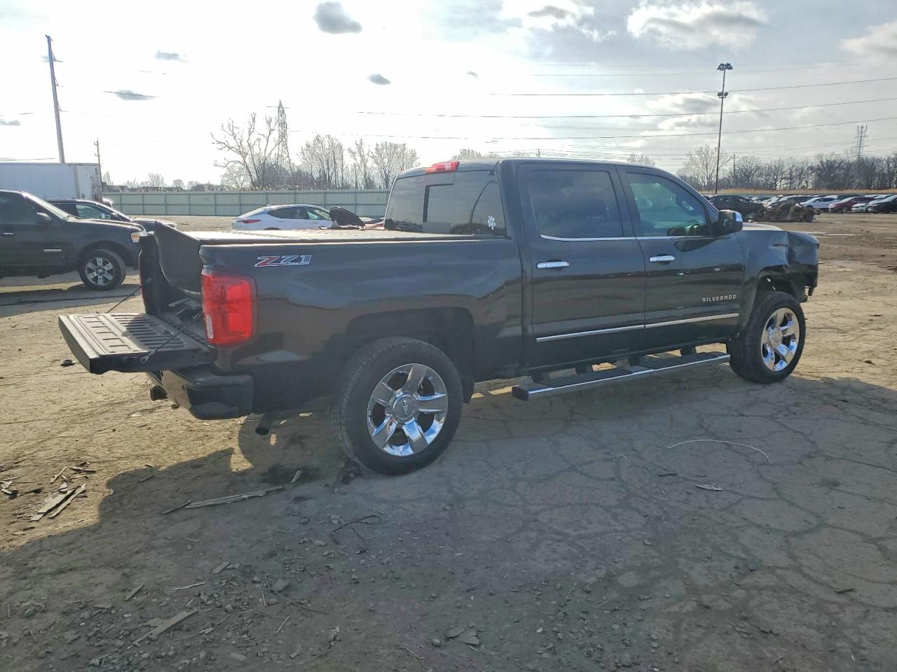 2016 CHEVROLET SILVERADO K1500 LTZ photo 3