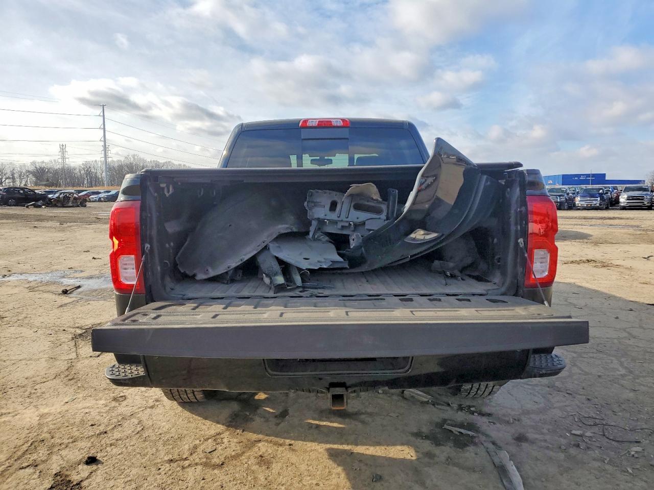 2016 CHEVROLET SILVERADO K1500 LTZ photo 6