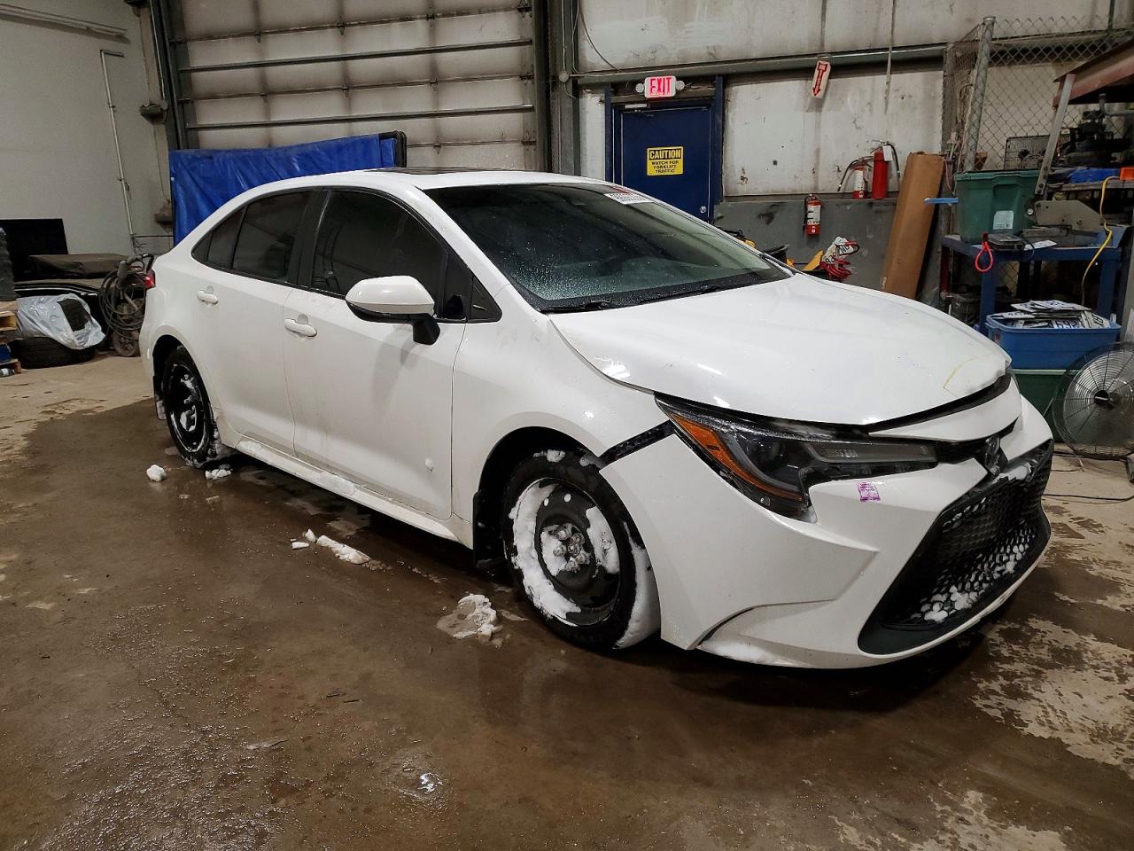 2020 TOYOTA COROLLA LE photo 4