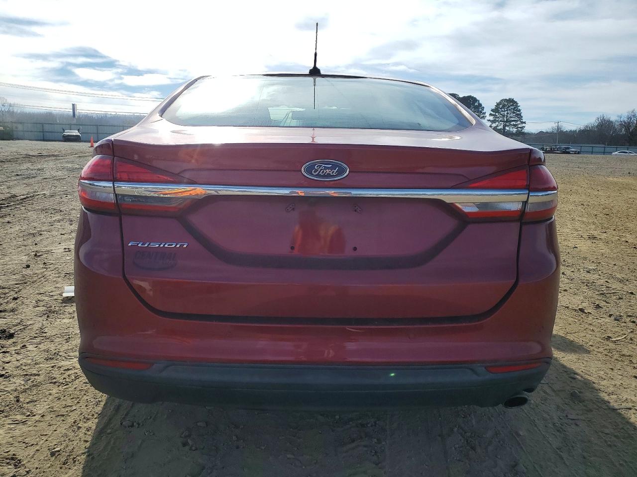 2017 FORD FUSION SE photo 6