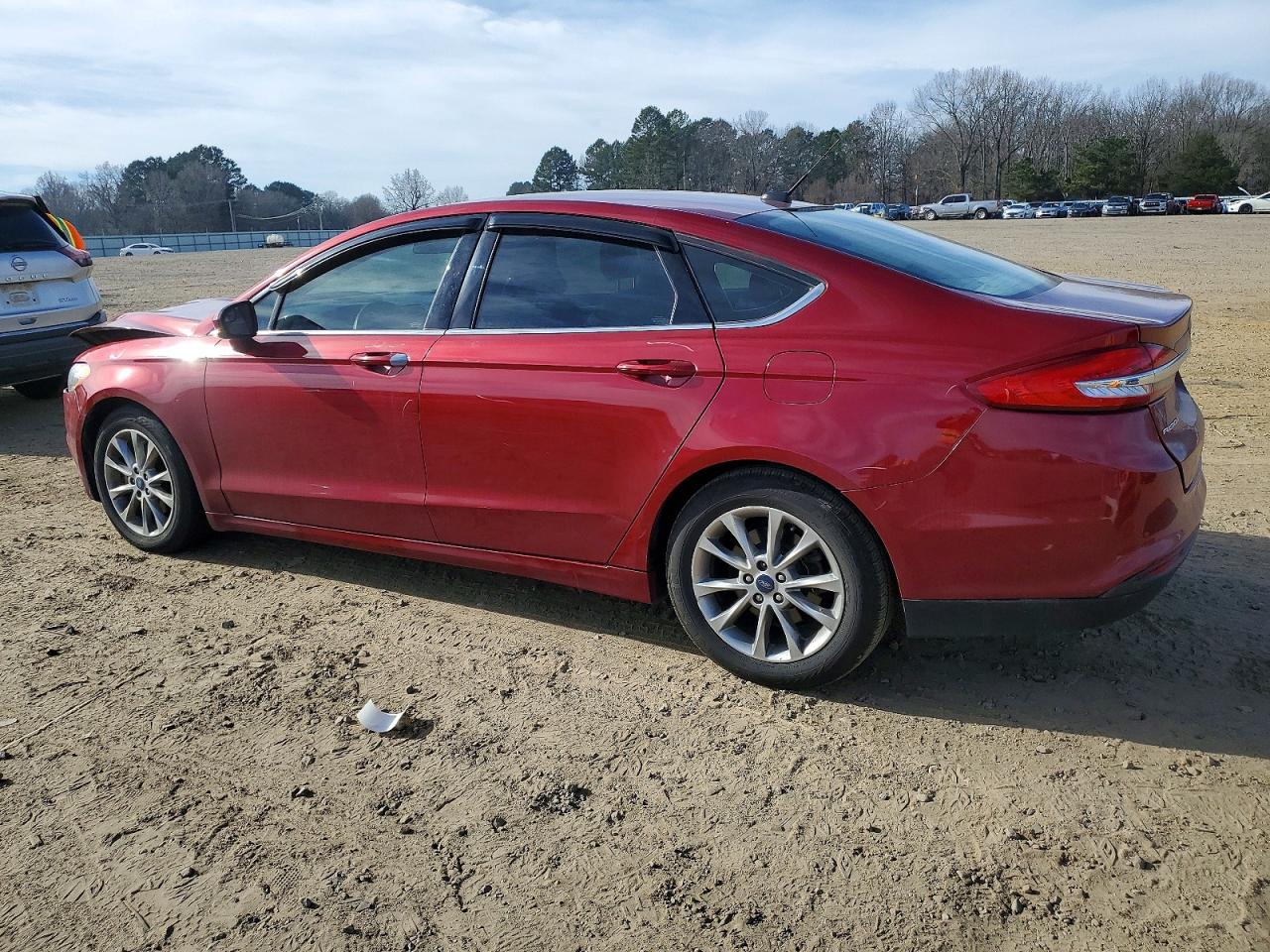 2017 FORD FUSION SE photo 2