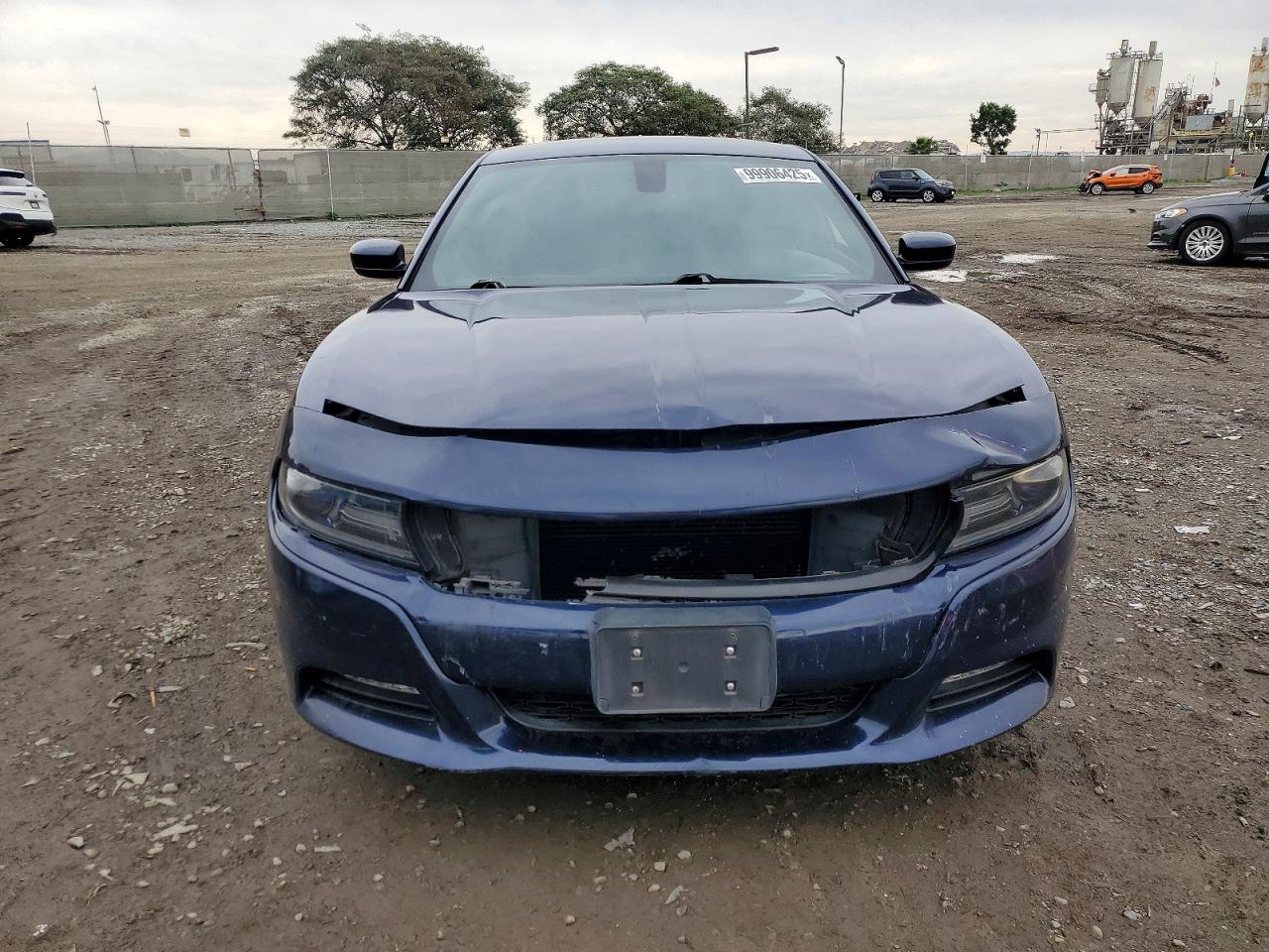 2017 DODGE CHARGER SXT photo 5