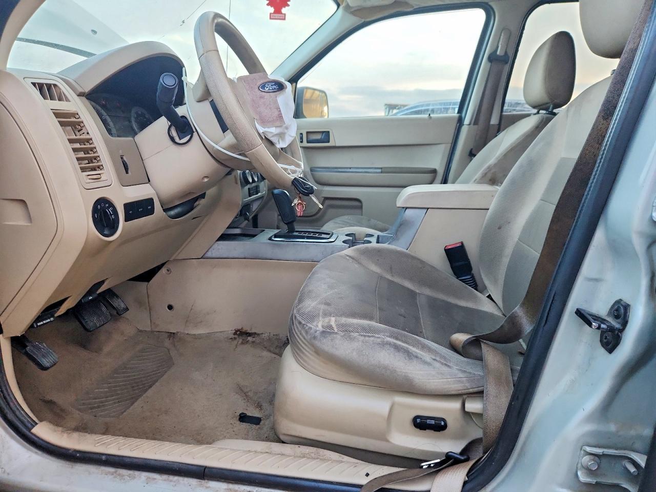 2008 FORD ESCAPE XLT photo 19