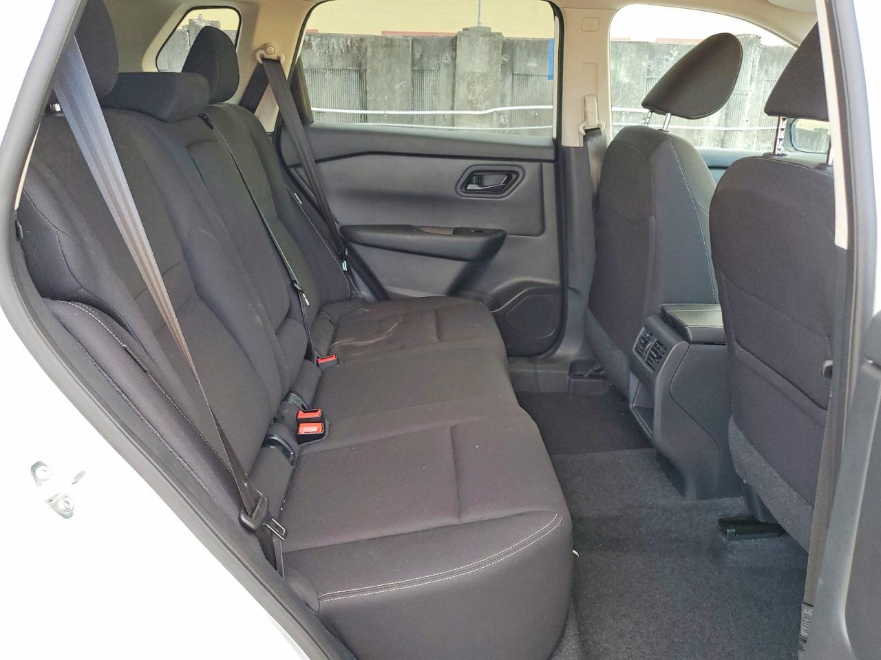 2025 NISSAN ROGUE S photo 10