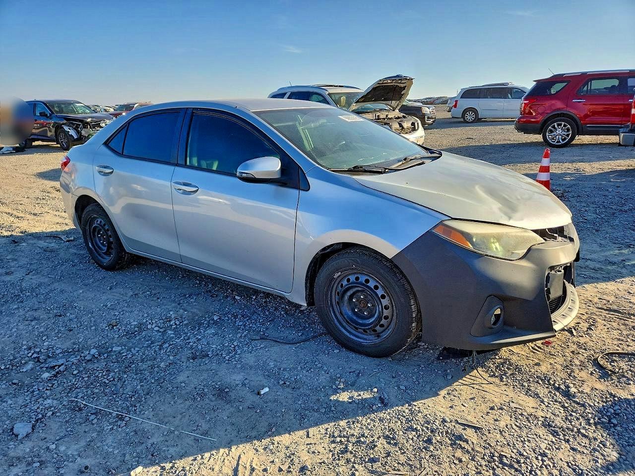 2014 TOYOTA COROLLA L photo 4