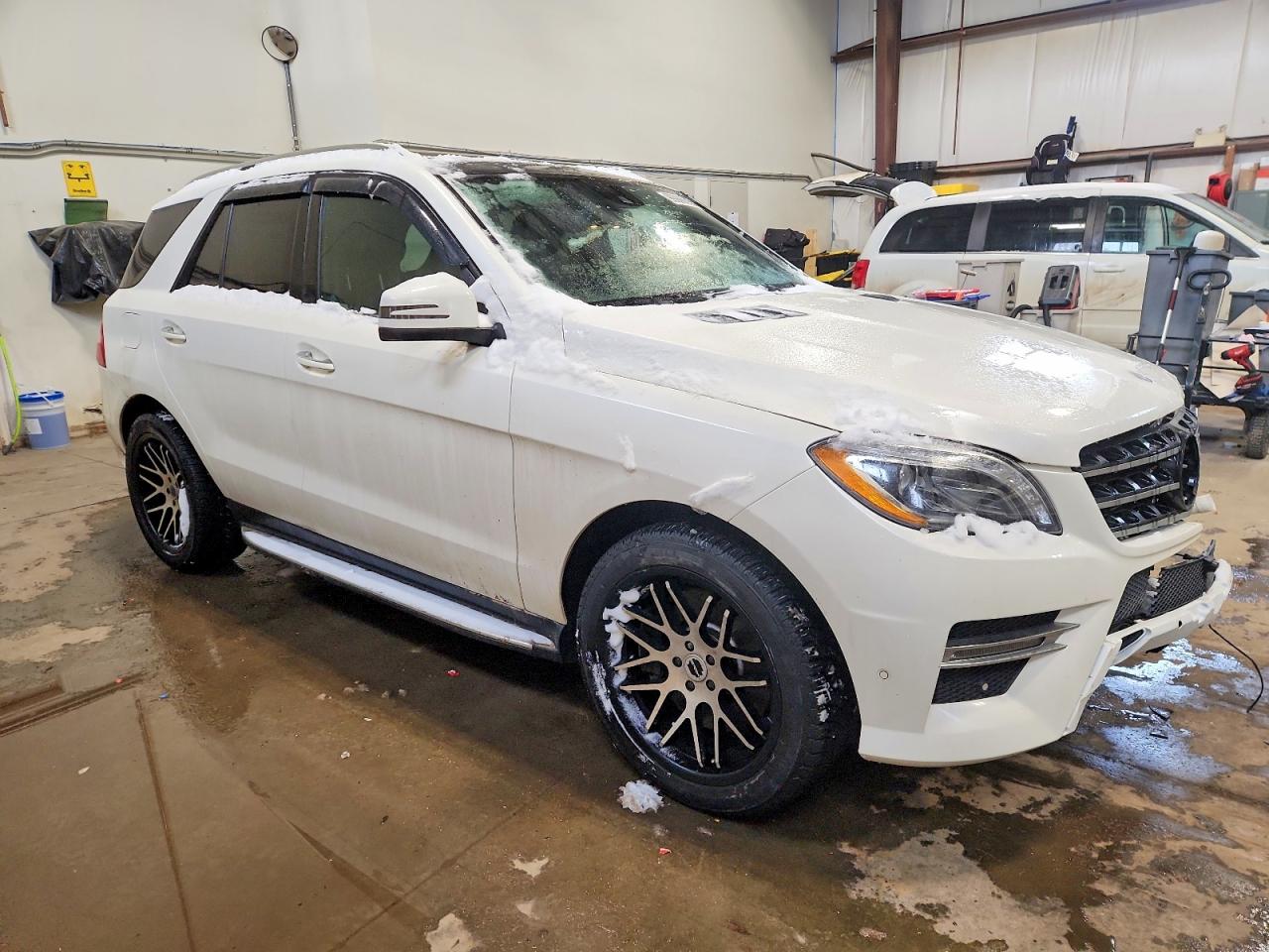 2015 MERCEDES-BENZ ML 400 4MATIC photo 4