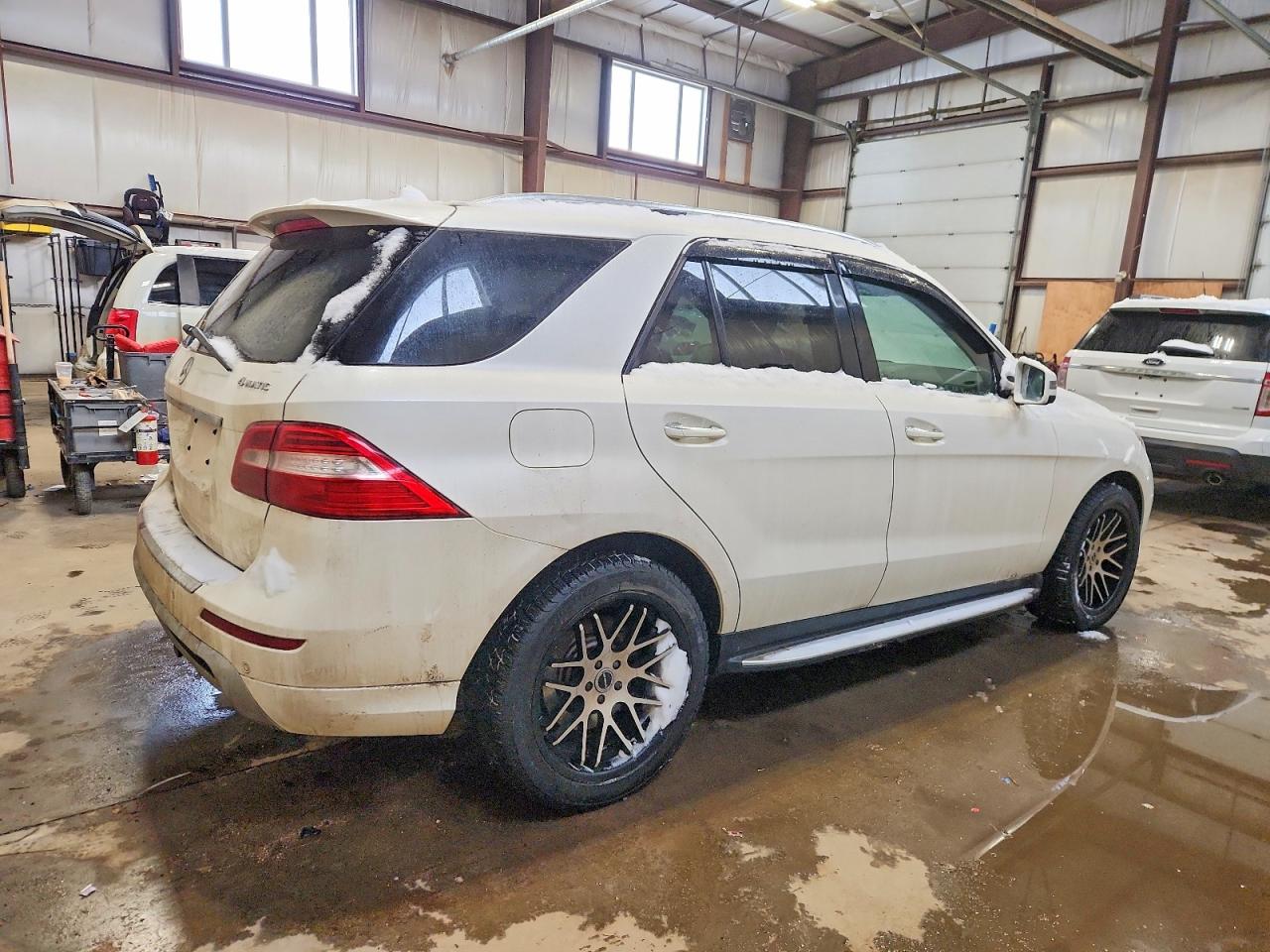 2015 MERCEDES-BENZ ML 400 4MATIC photo 3