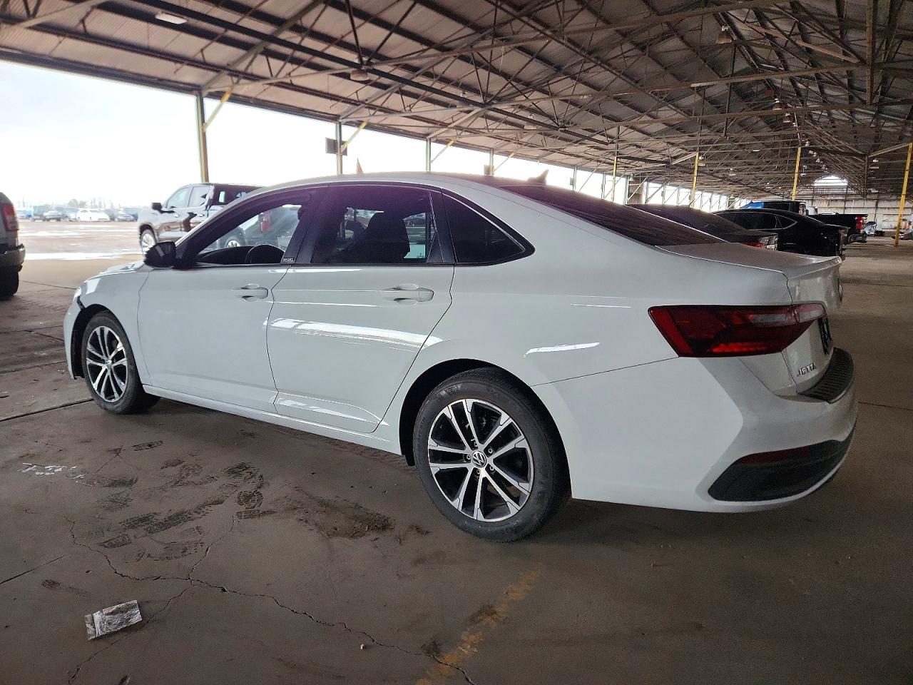 2024 VOLKSWAGEN JETTA SPORT photo 2