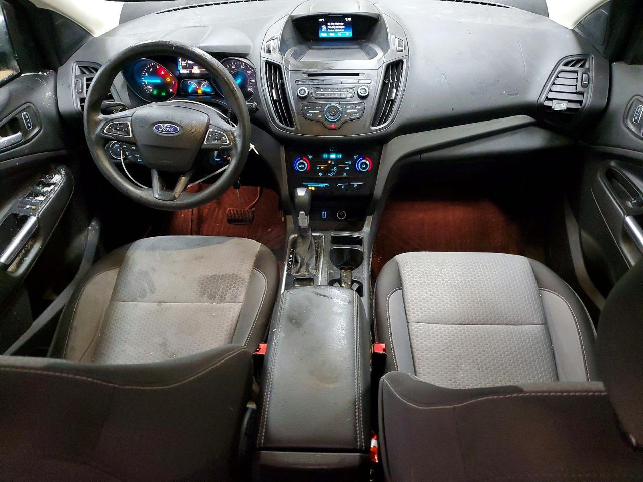 2017 FORD ESCAPE SE photo 8