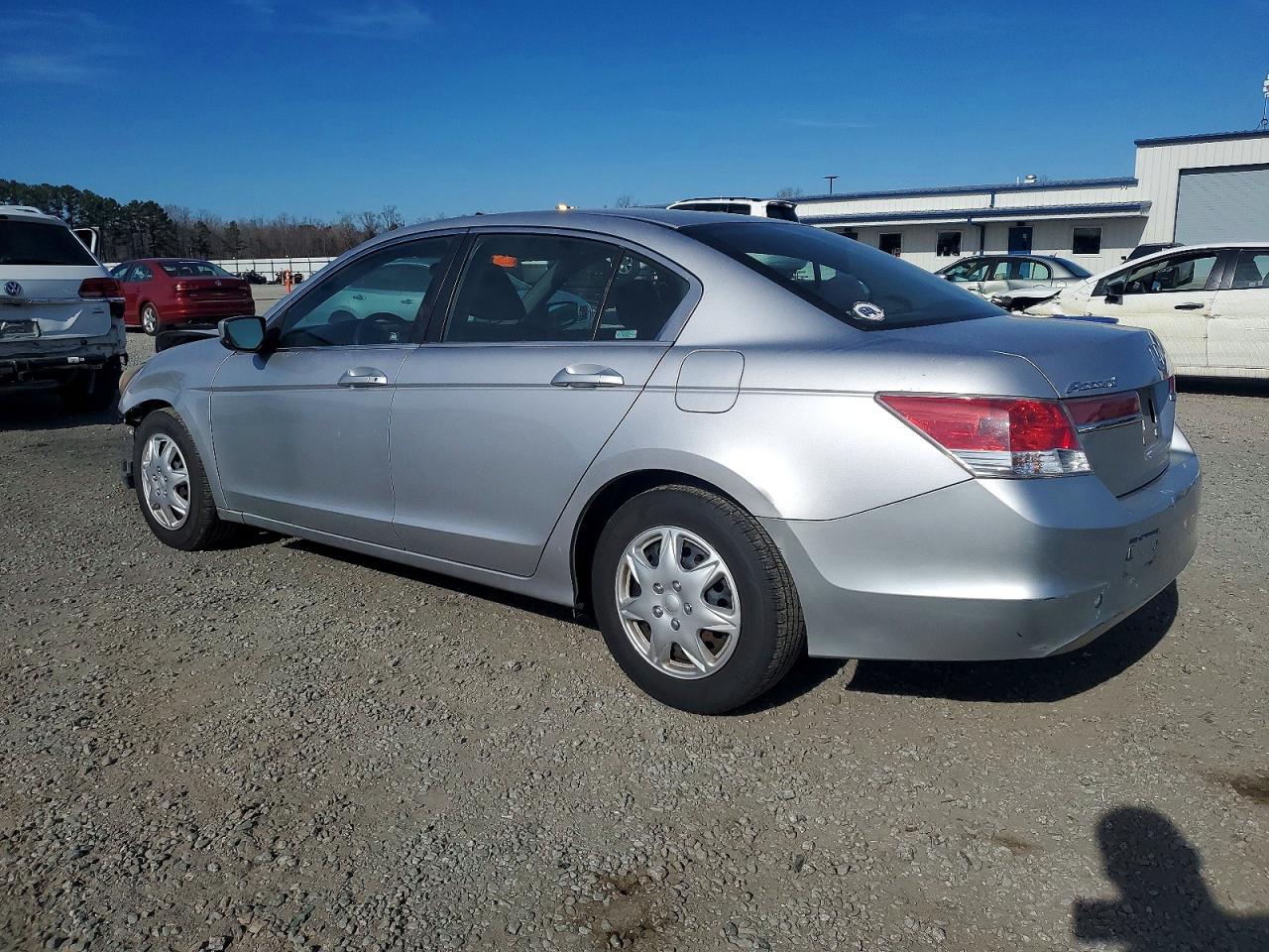 2011 HONDA ACCORD LX photo 2