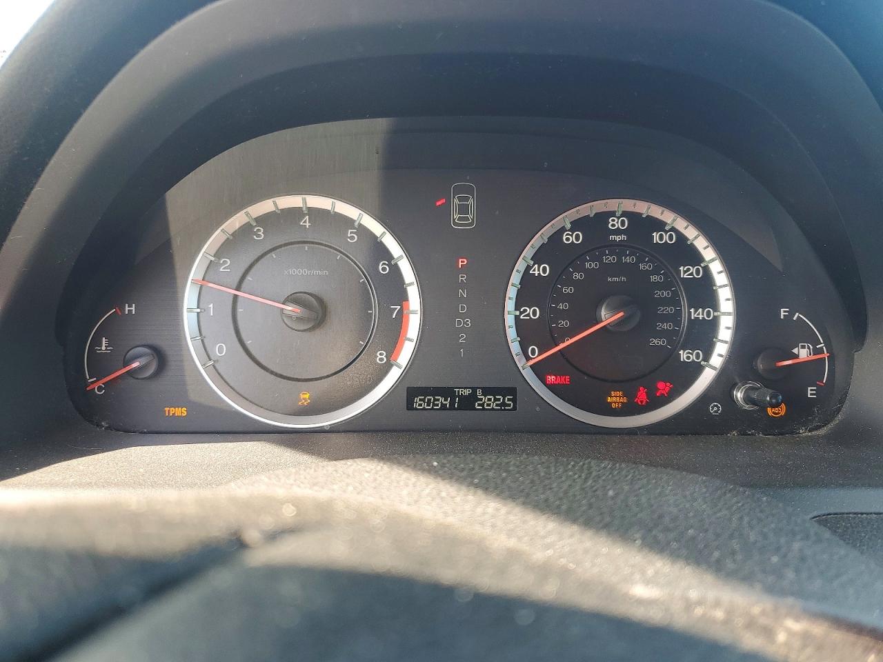 2011 HONDA ACCORD LX photo 9