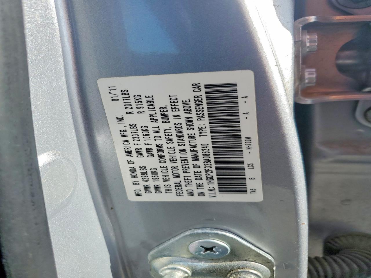 2011 HONDA ACCORD LX photo 12