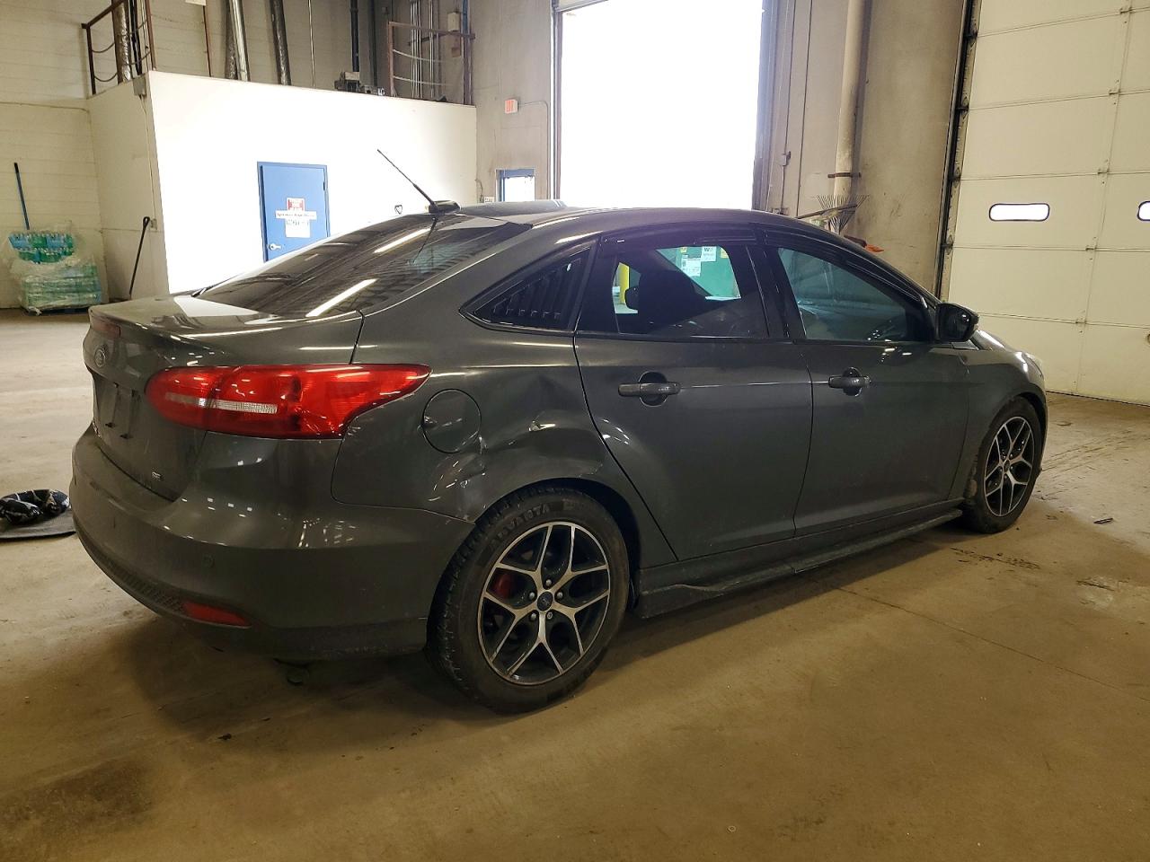 2017 FORD FOCUS SEL photo 5