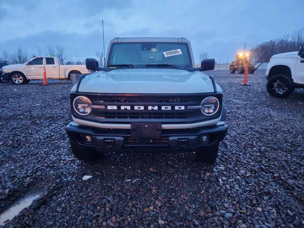 2023 FORD BRONCO BASE photo 5